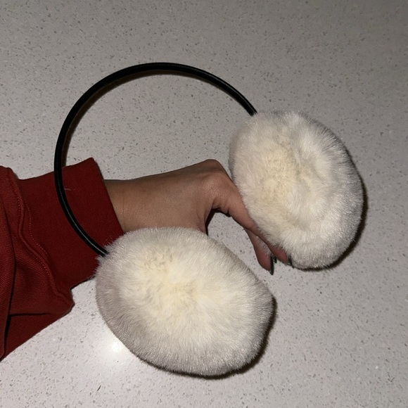 Cozy Ear Muffs - Picture 2 of 5